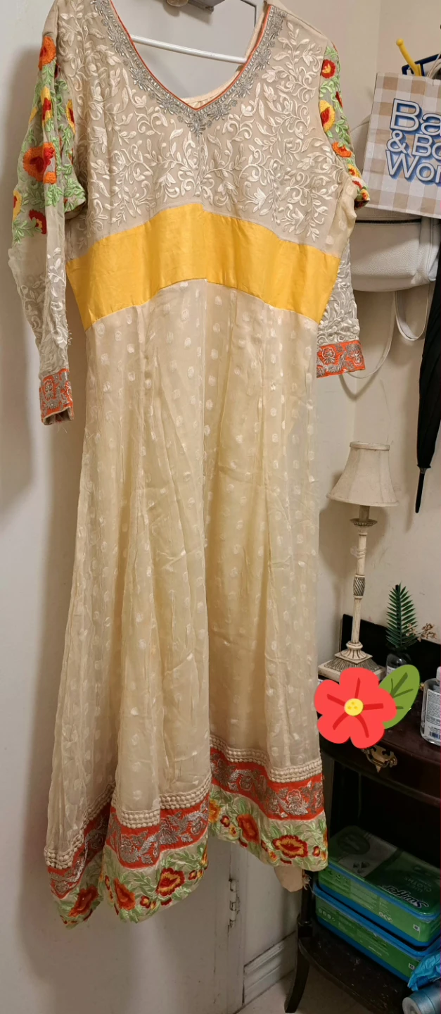 Embroidered long dress