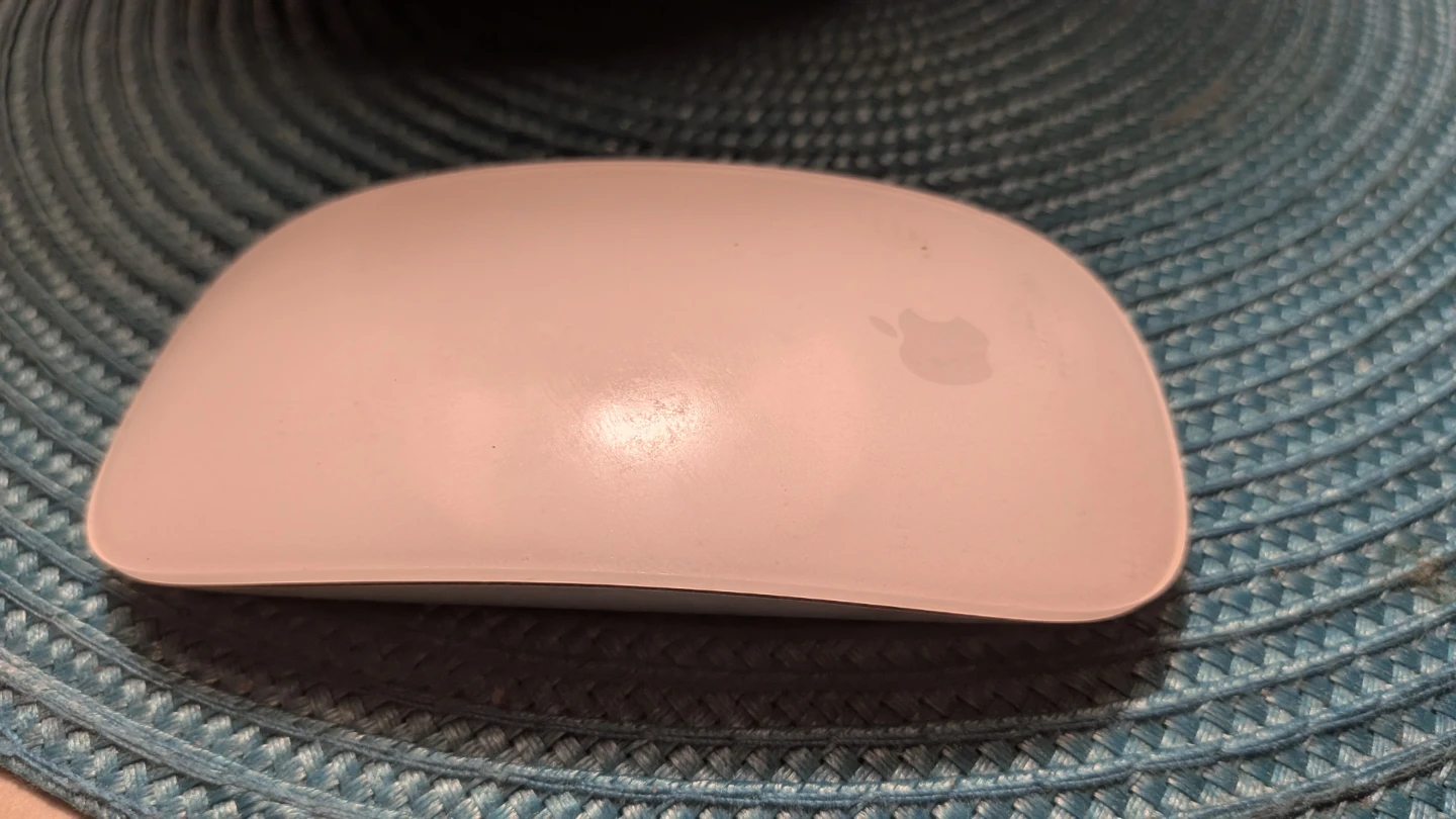 Apple Magic Mouse 2 (Rechargeable / Bluetooth)