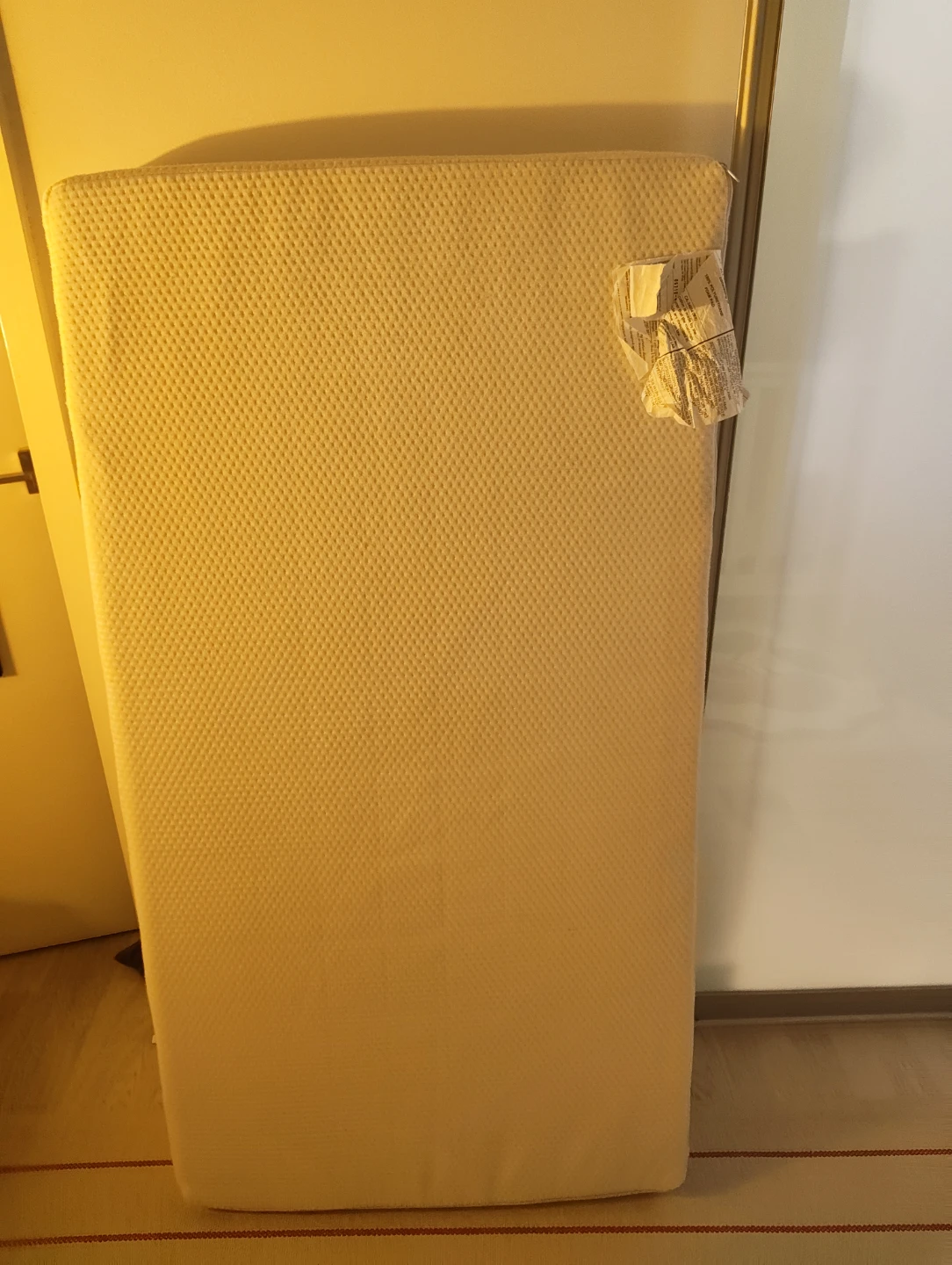 Baby crib mattress, regular crib sized - photo 4