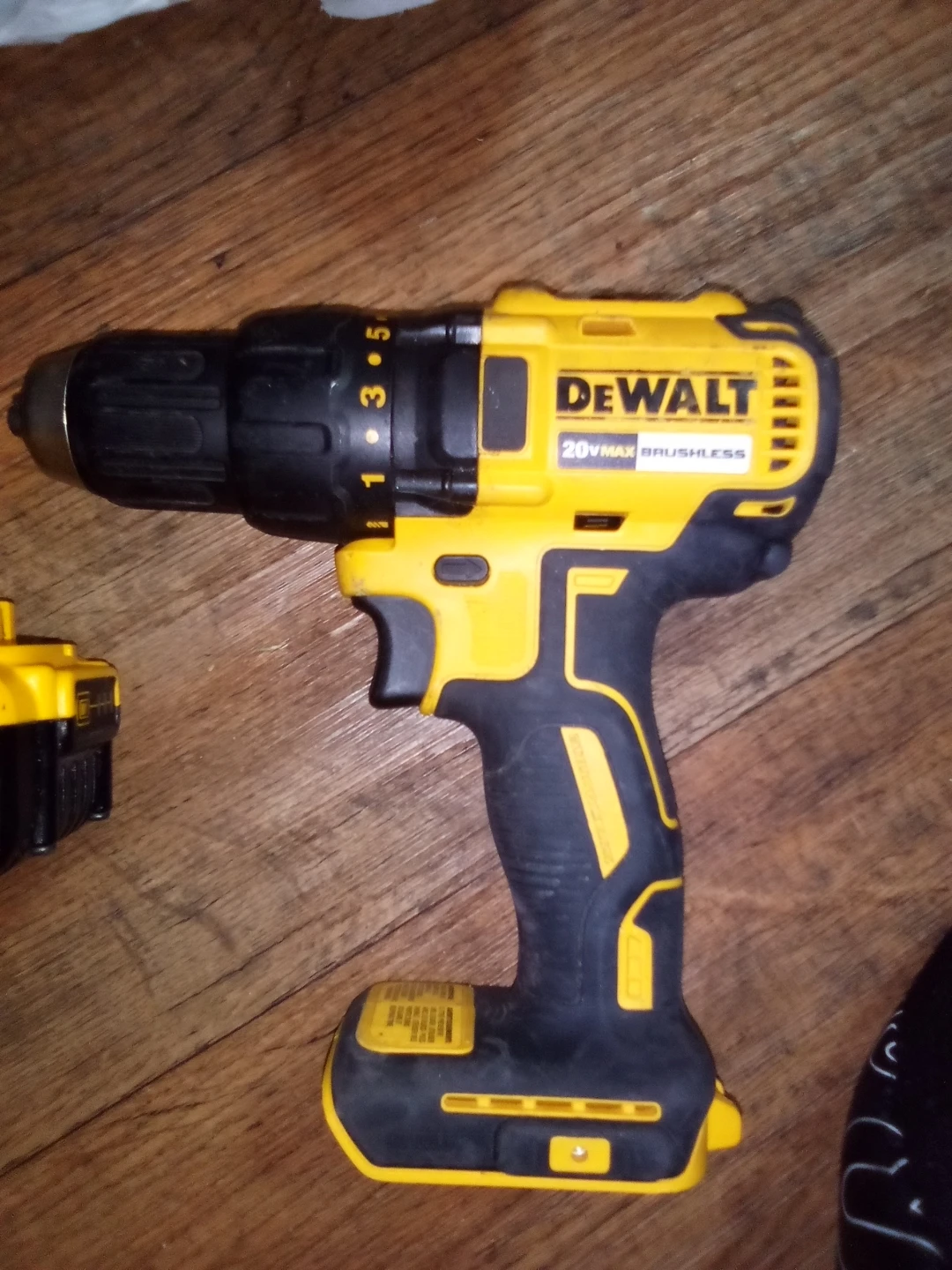 DEWALT 20V MAX Brushless Drill