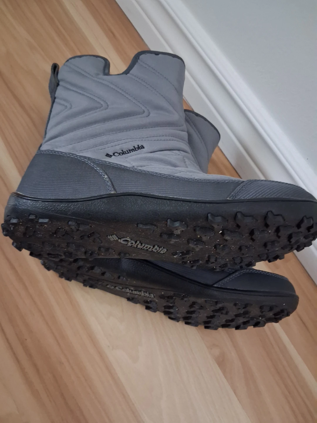 Columbia Women's Winter Boots - Grey - Size 8.5 - photo 4