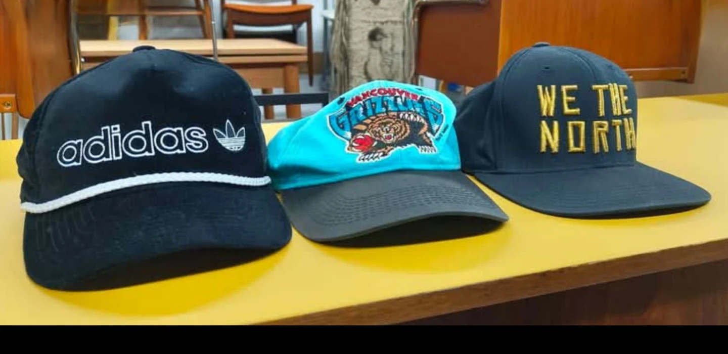 Assorted hats $15 - photo 2