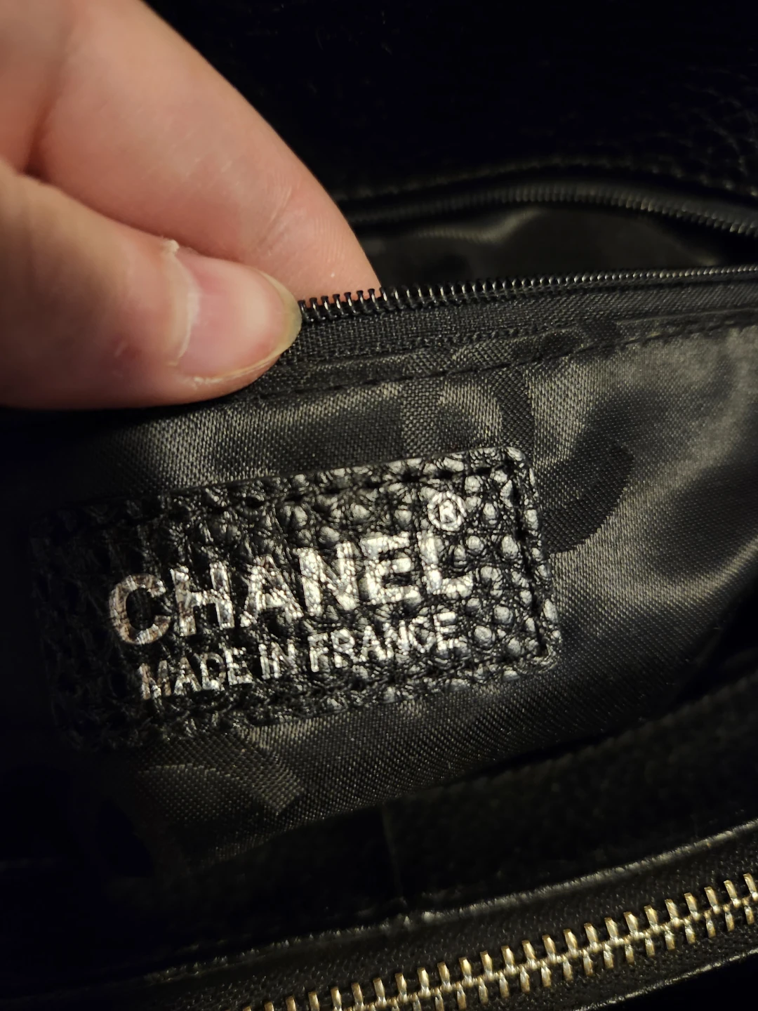 Chanel Black Quilted Leather Tote - photo 3