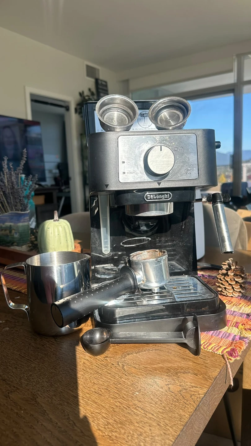 De'Longhi Stilosa Compact Manual Espresso Machine