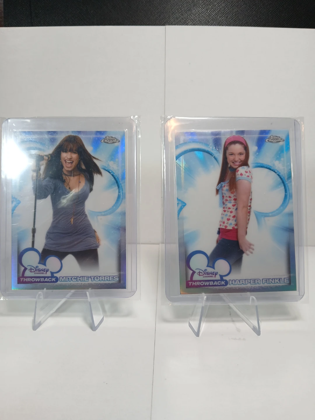 Topps Chrome Disney Channel Throwback Trading Cards - photo 5