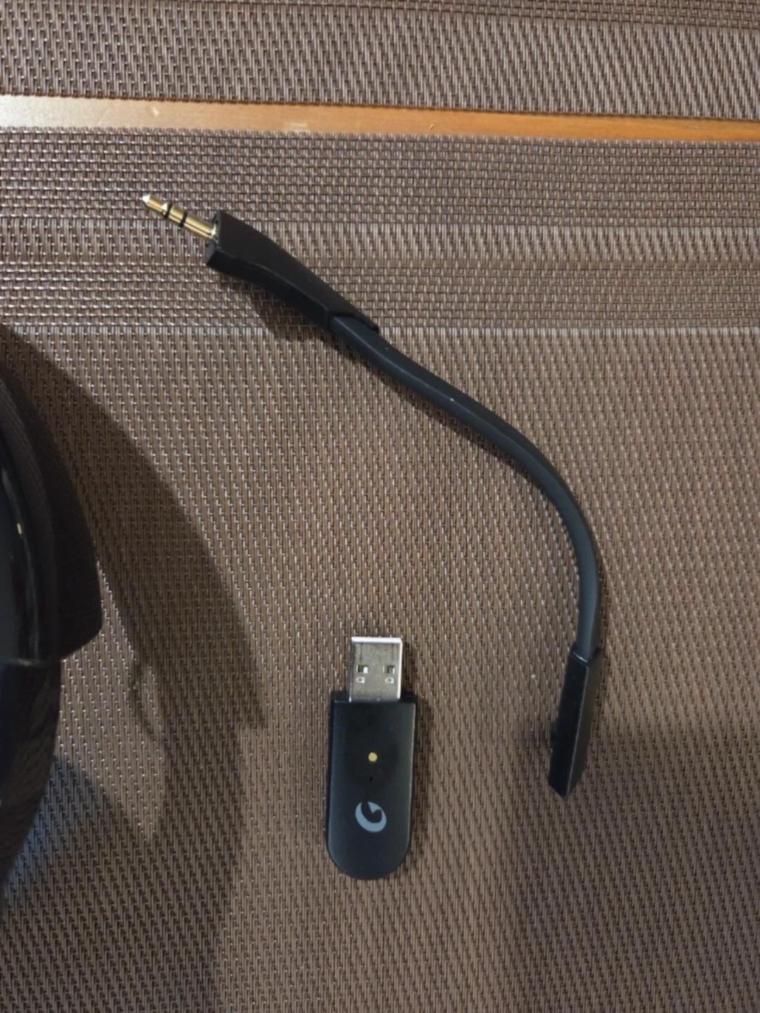 Gtheos Captain 300 Wireless Gaming Headset - photo 3