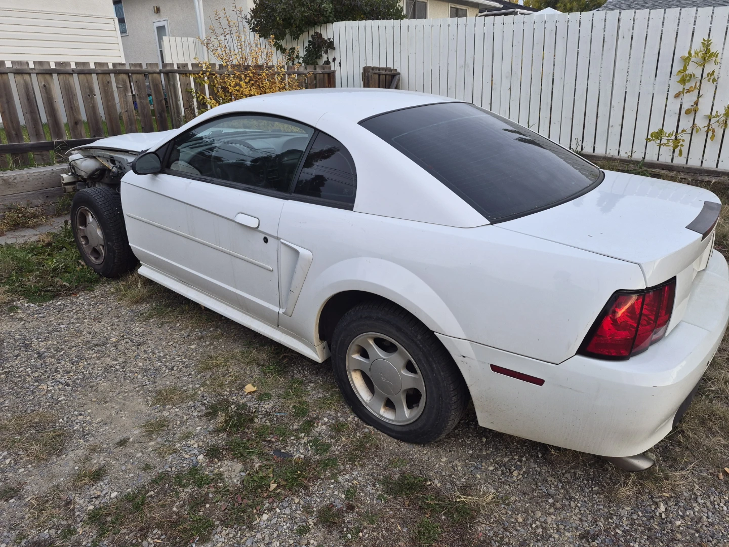 2001 mustang V6 - photo 5