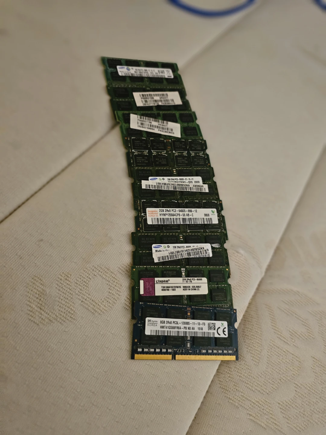 Assorted Laptop RAM Memory Sticks