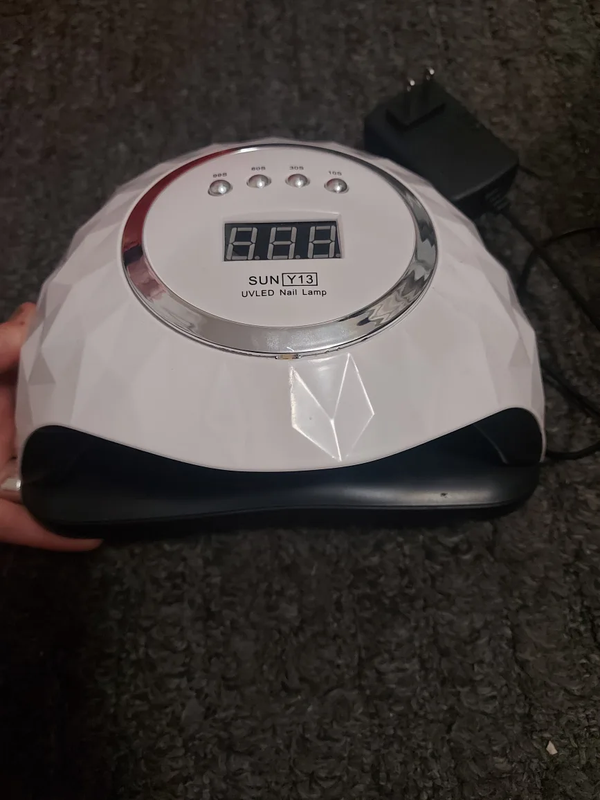 nail salon tools image indicator(3)