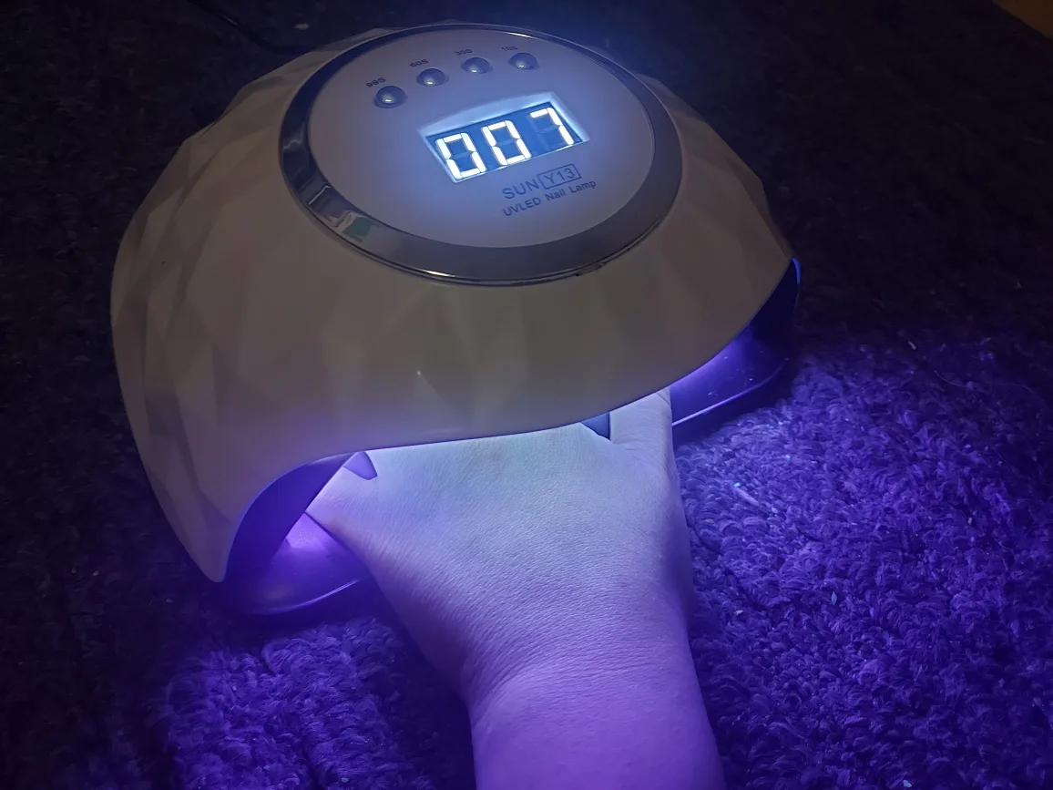 nail salon tools image indicator(2)