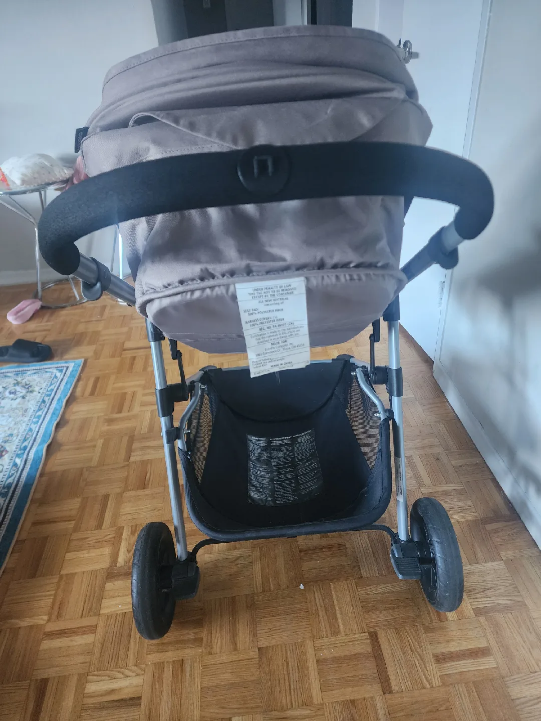 Evenflo Pivot Stroller - Great Condition! thumbnail