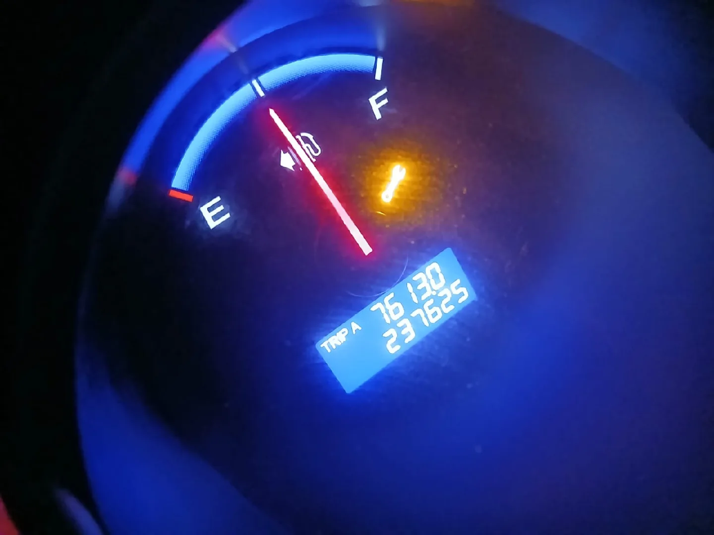 Blue Honda Fit image indicator(6)