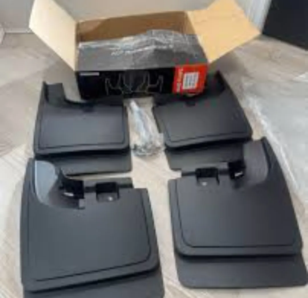 Set of Mud Flaps with Box thumbnail