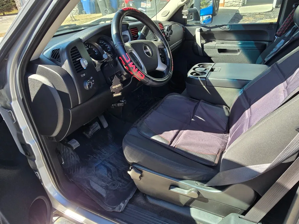 GMC Sierra 1500 Truck image indicator(7)