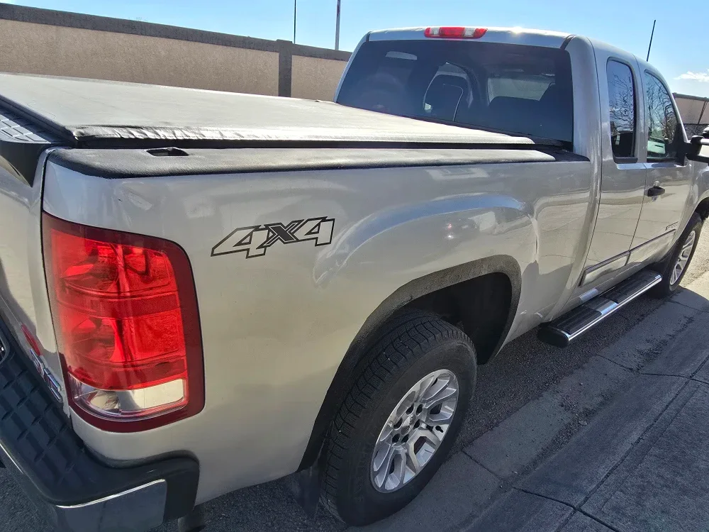 GMC Sierra 1500 Truck image indicator(3)