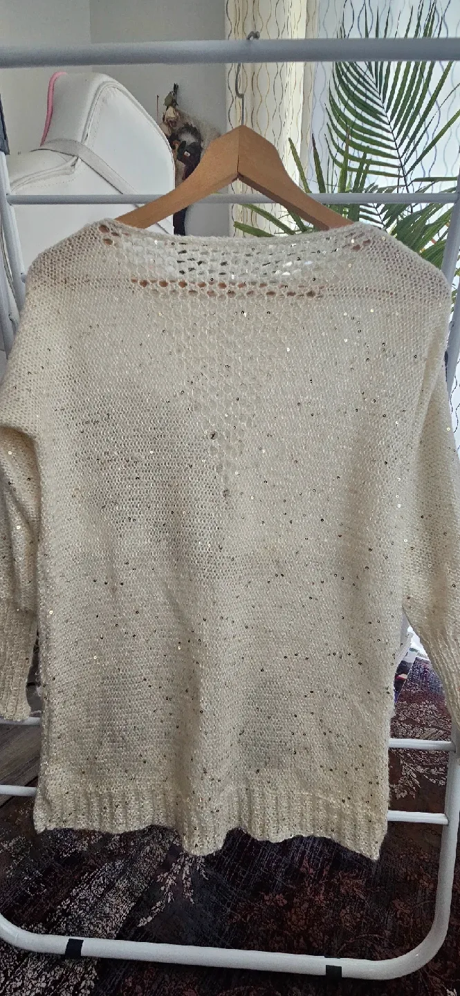 Crochet Knit Sweater with Floral Applique image indicator(4)
