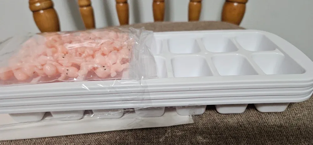 Ice mold with doll gift image indicator(3)