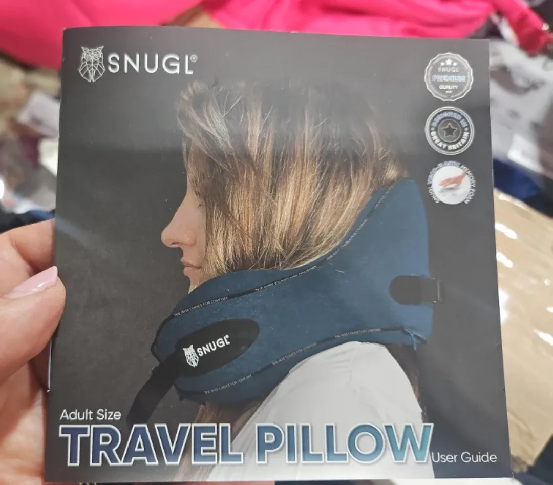 SNUGL Reversible Memory Foam Travel Pillow image indicator(2)