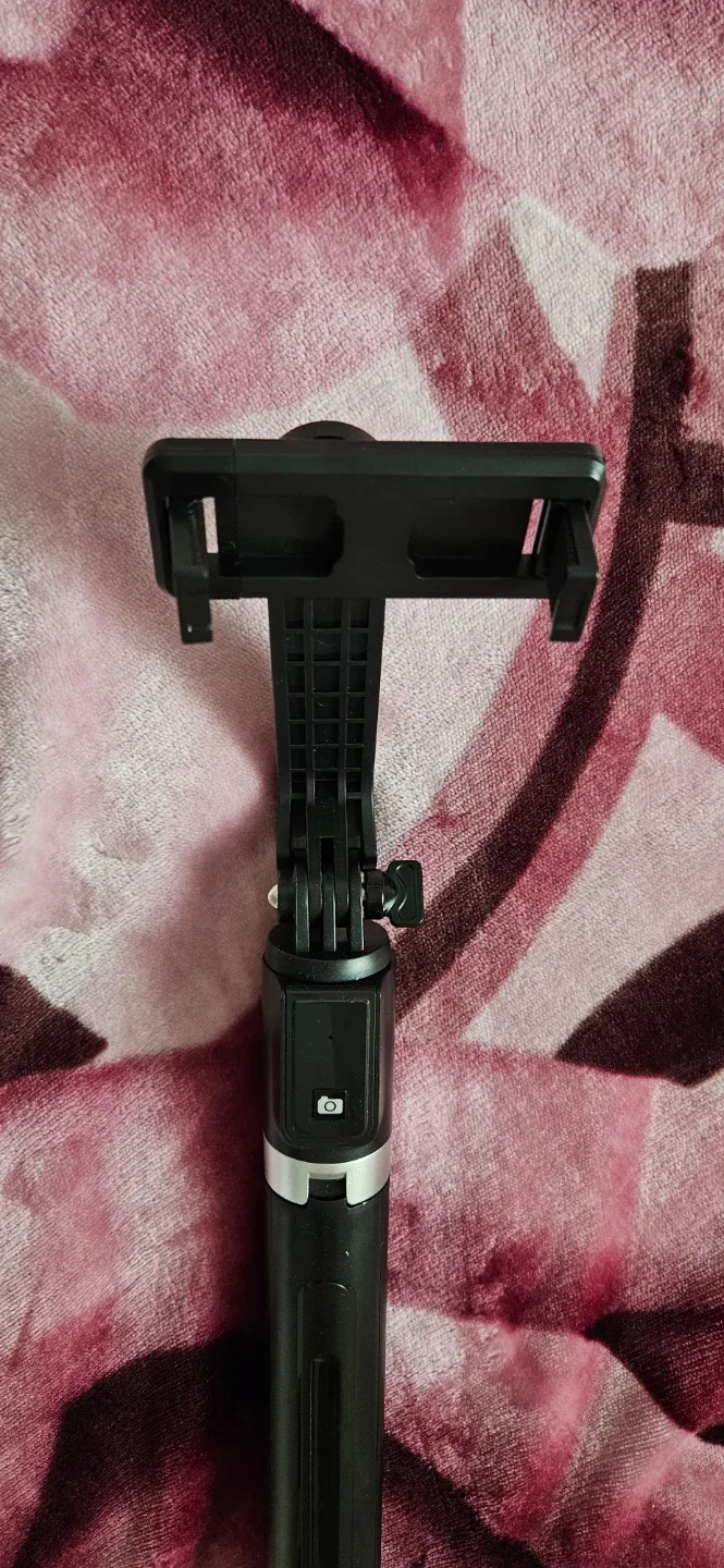 50" Selfie Stick Tripod with Bluetooth Remote image indicator(6)