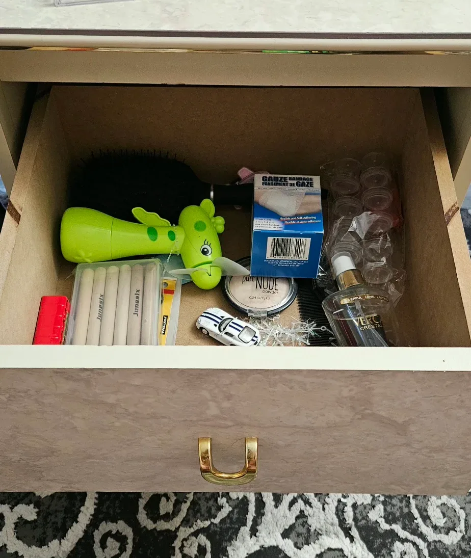 Marble-look Nightstand with Gold Handles image indicator(3)