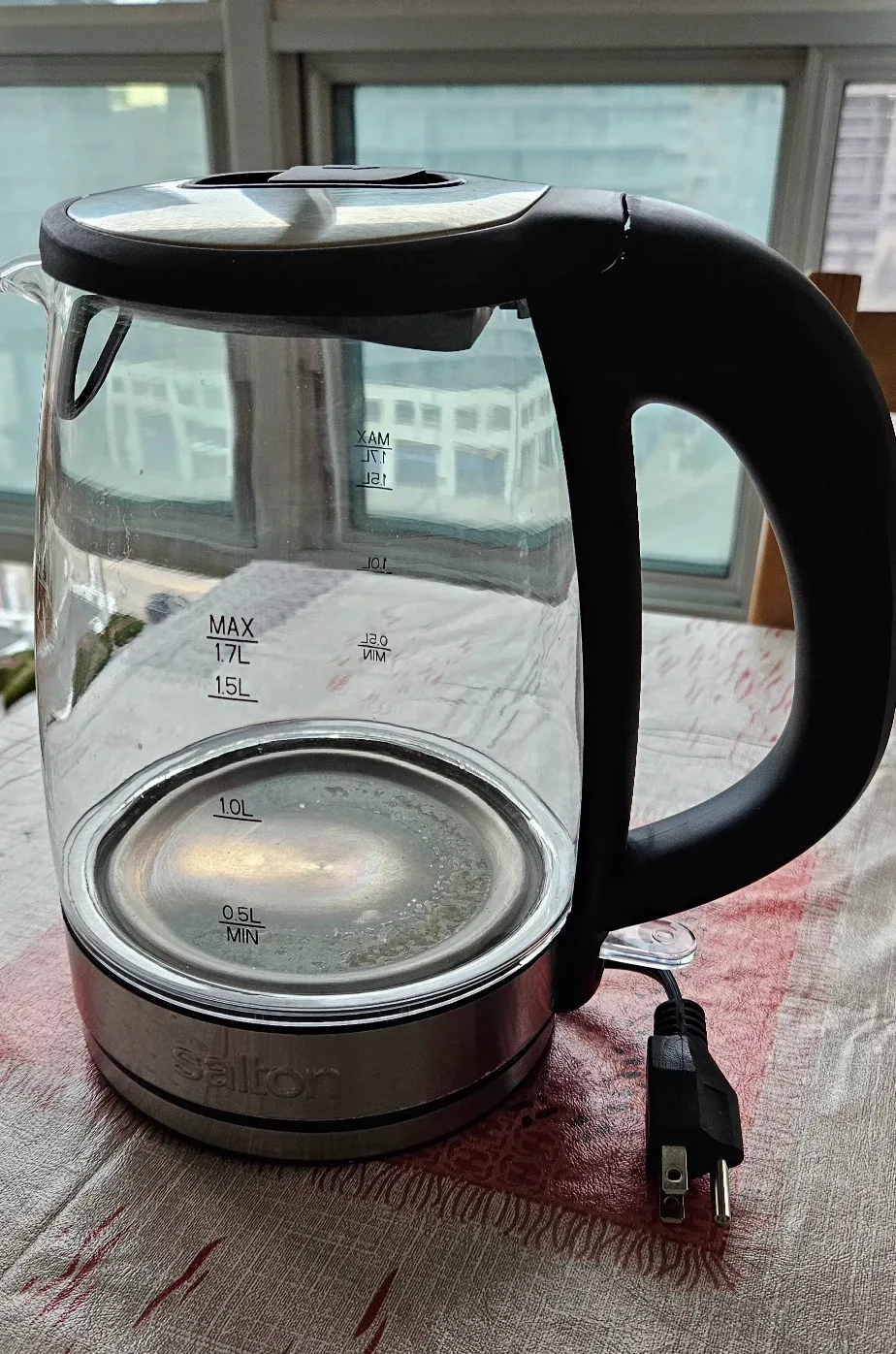 Salton 1.7L Glass Kettle thumbnail