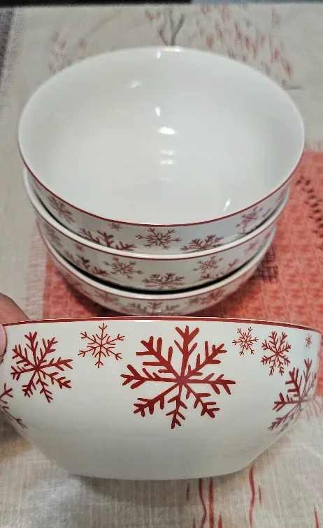 Set of 4 Snowflake Bowls