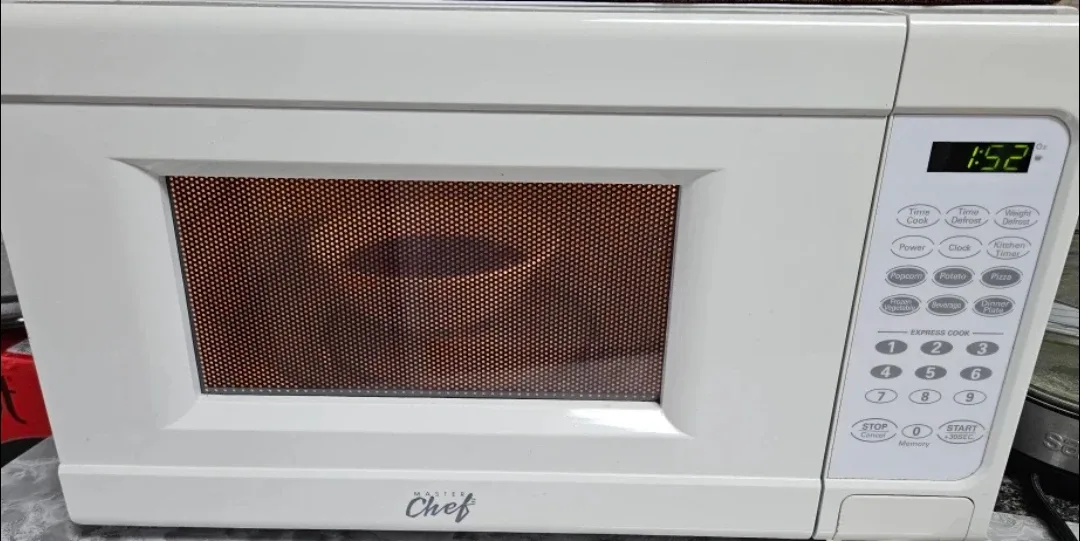 Master Chef Microwave - White image indicator(2)