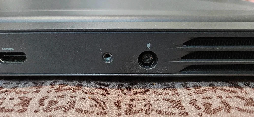 Dell G15 Gaming Laptop image indicator(7)