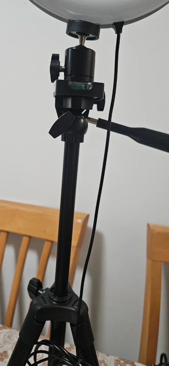 Ring Light with Tripod Stand image indicator(4)