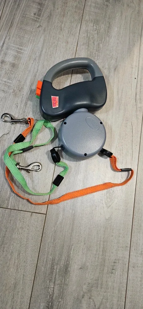 Retractable Double Dog Leash