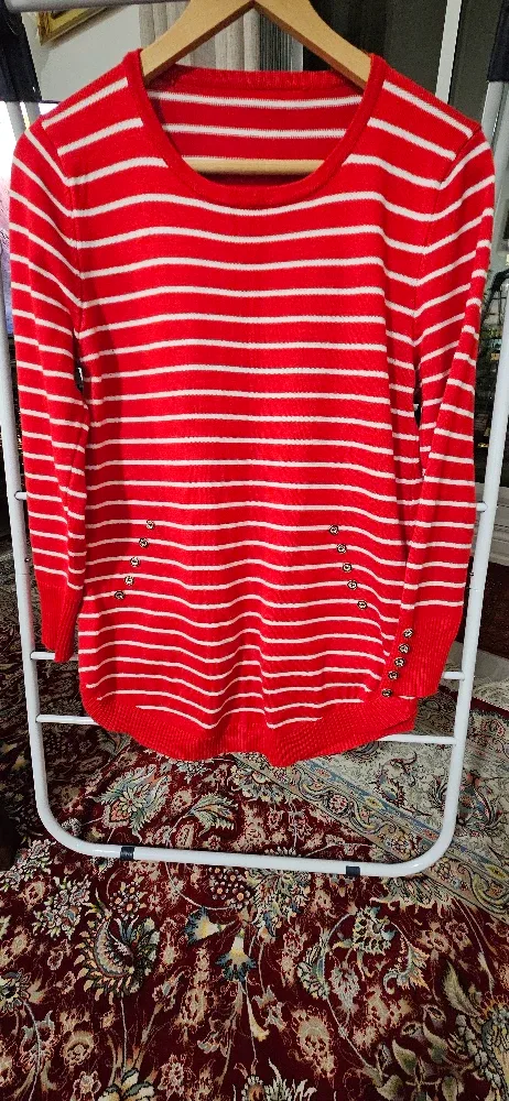 Crochet Knit Sweater with Floral Applique image indicator(5)