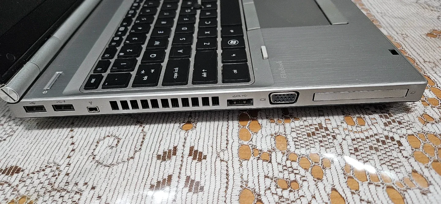 HP EliteBook 8560p Laptop image indicator(2)