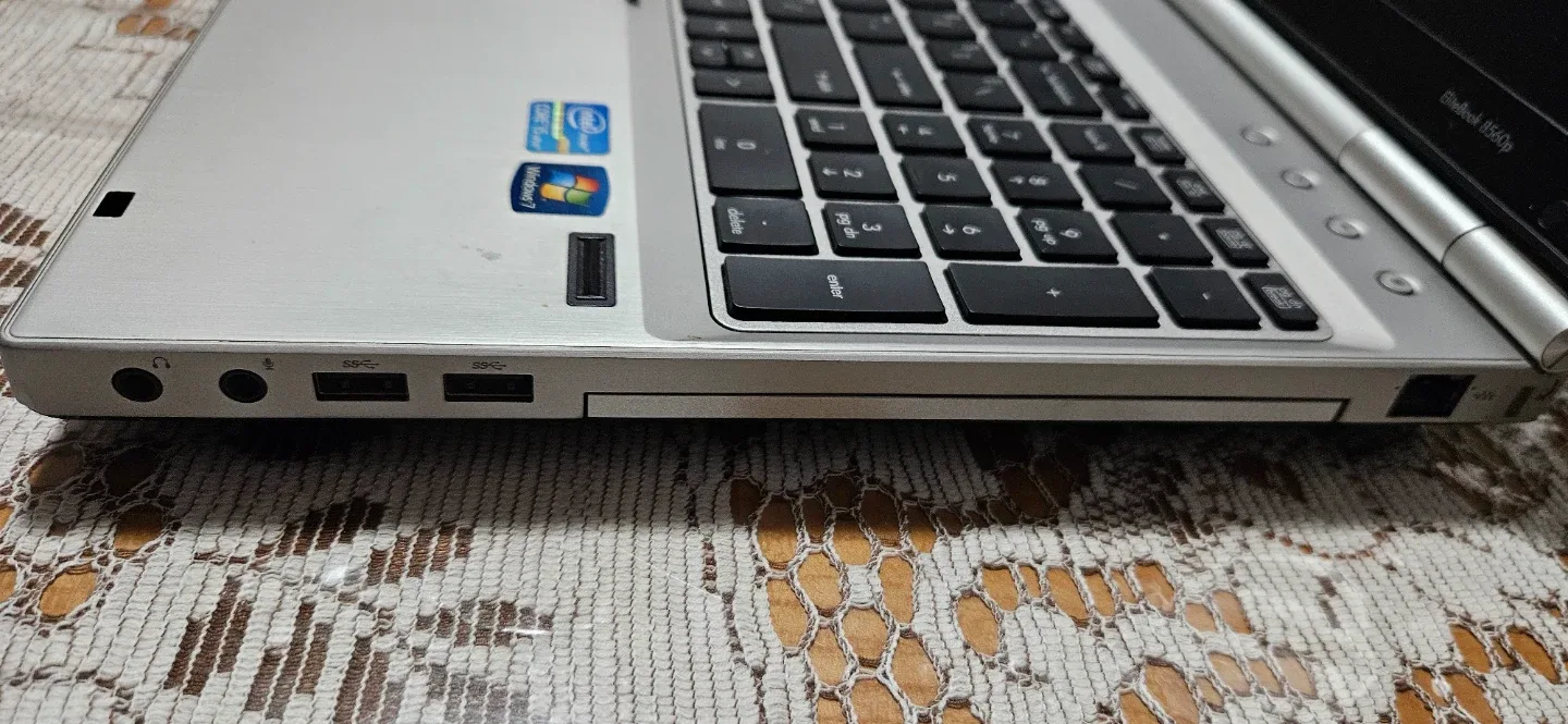 HP EliteBook 8560p Laptop image indicator(3)