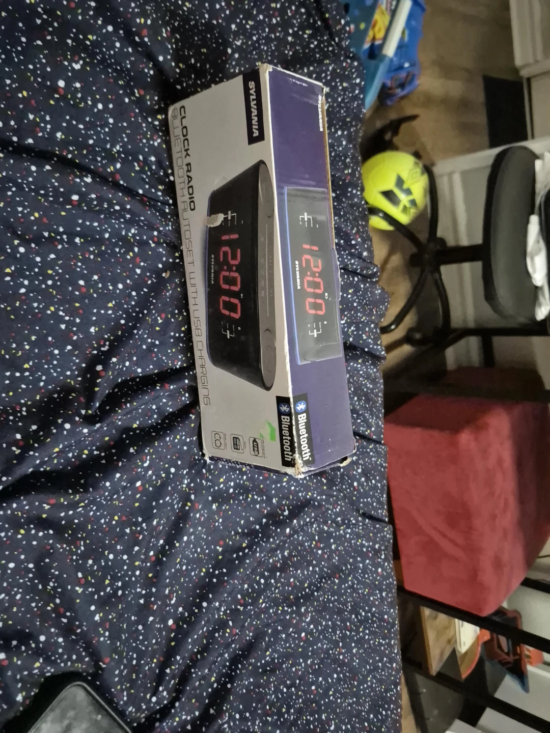 Sylvania Bluetooth Clock Radio with USB Charging