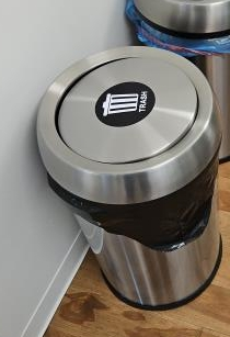 Stainless Steel Trash Can with Lid thumbnail