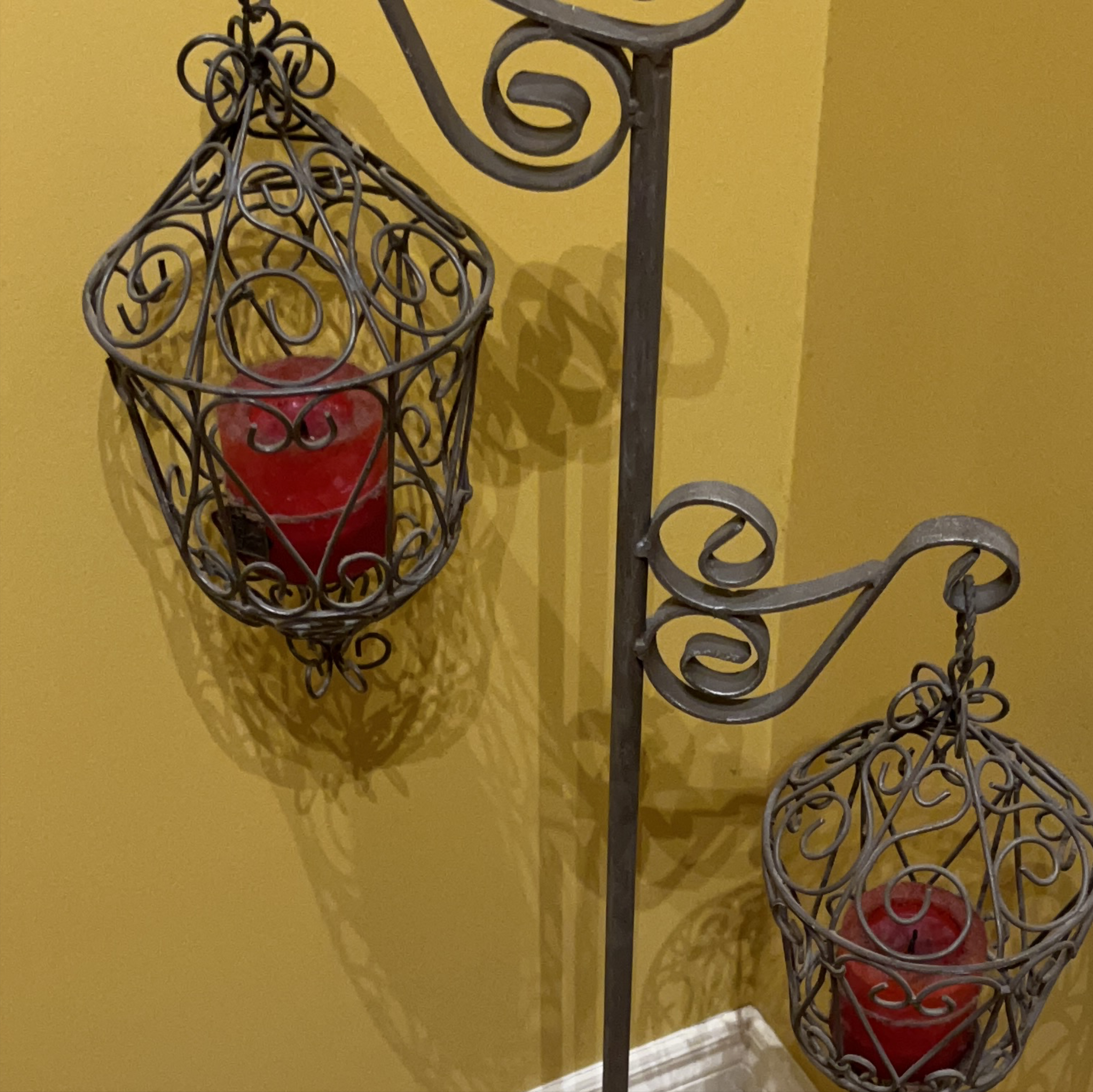 Metal Candle Holder Stand thumbnail