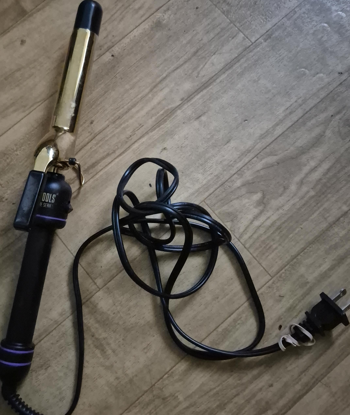 Hot Tools Signature Series Curling Iron thumbnail