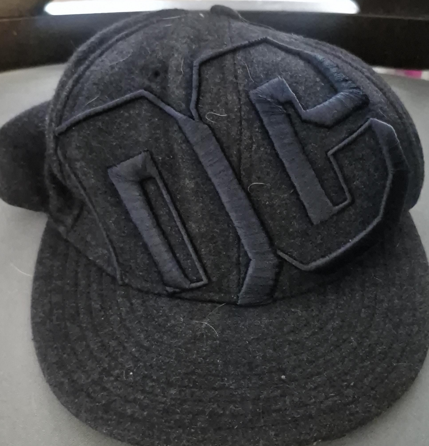 DC Shoes Brand Black Wool Blend Hat thumbnail