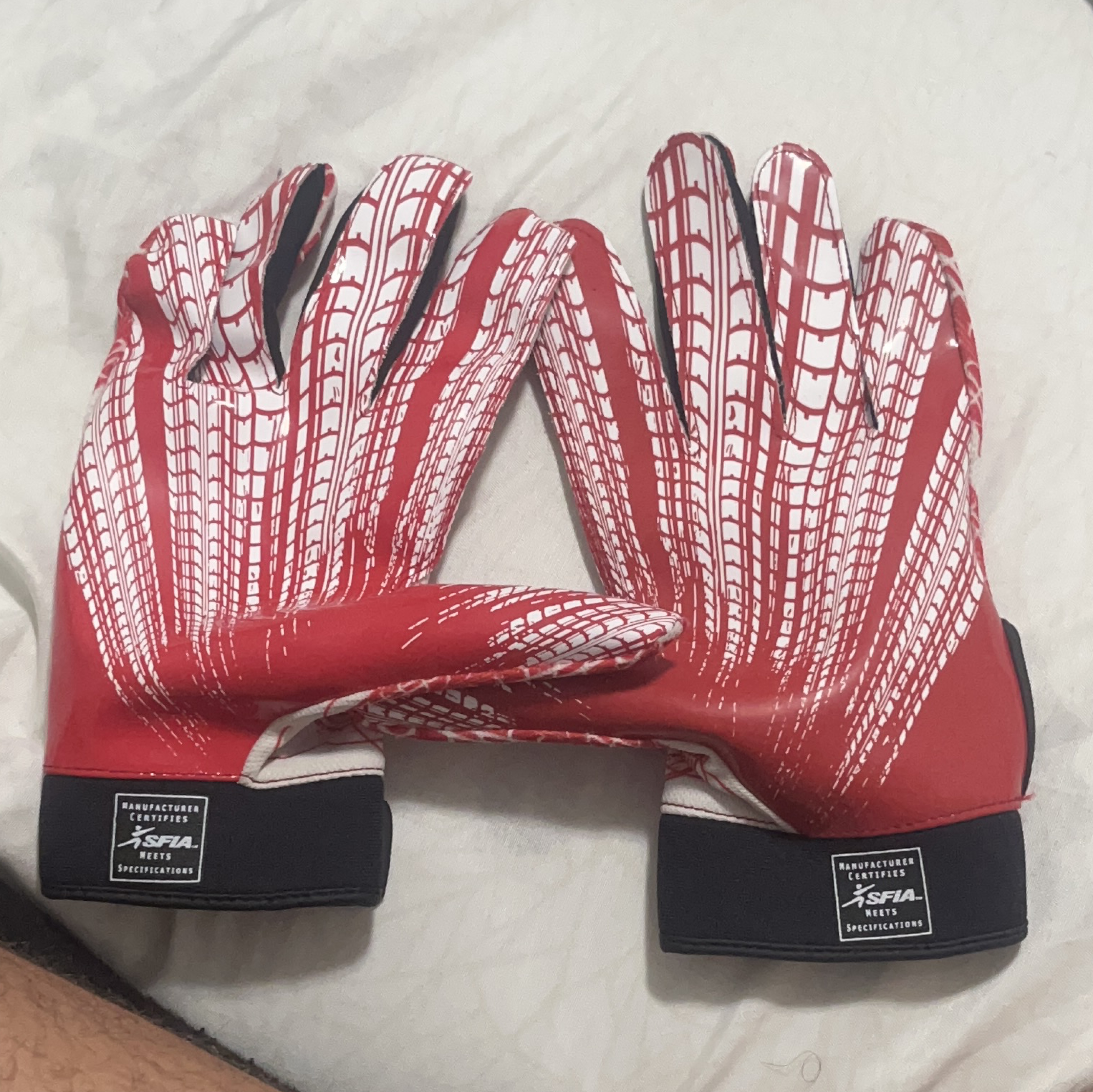 SFIA Certified Red and White Goalkeeper Gloves thumbnail