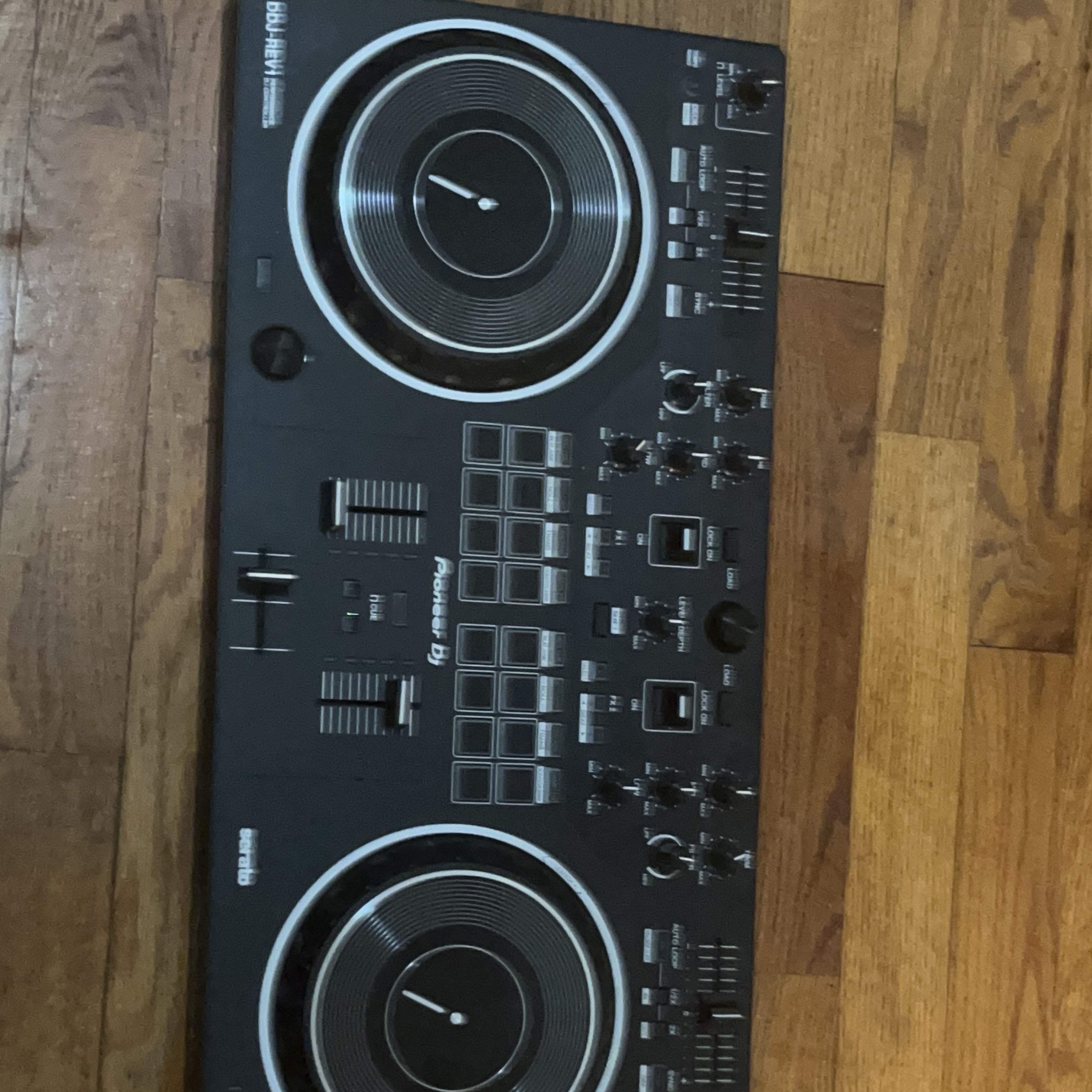 Pioneer DJ DDJ-REV1 DJ Controller