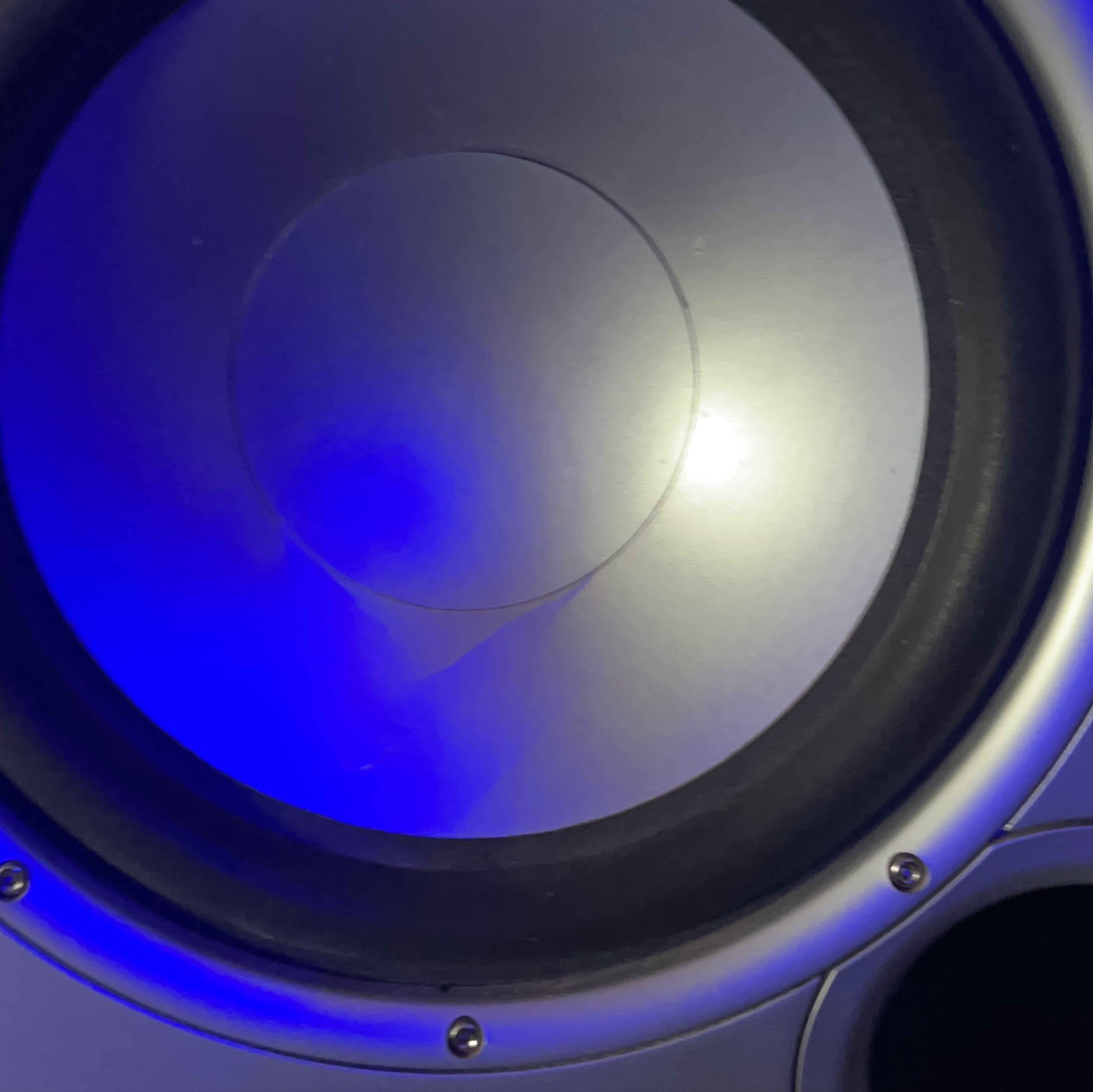 Polk Audio Subwoofer - Powerful Bass thumbnail