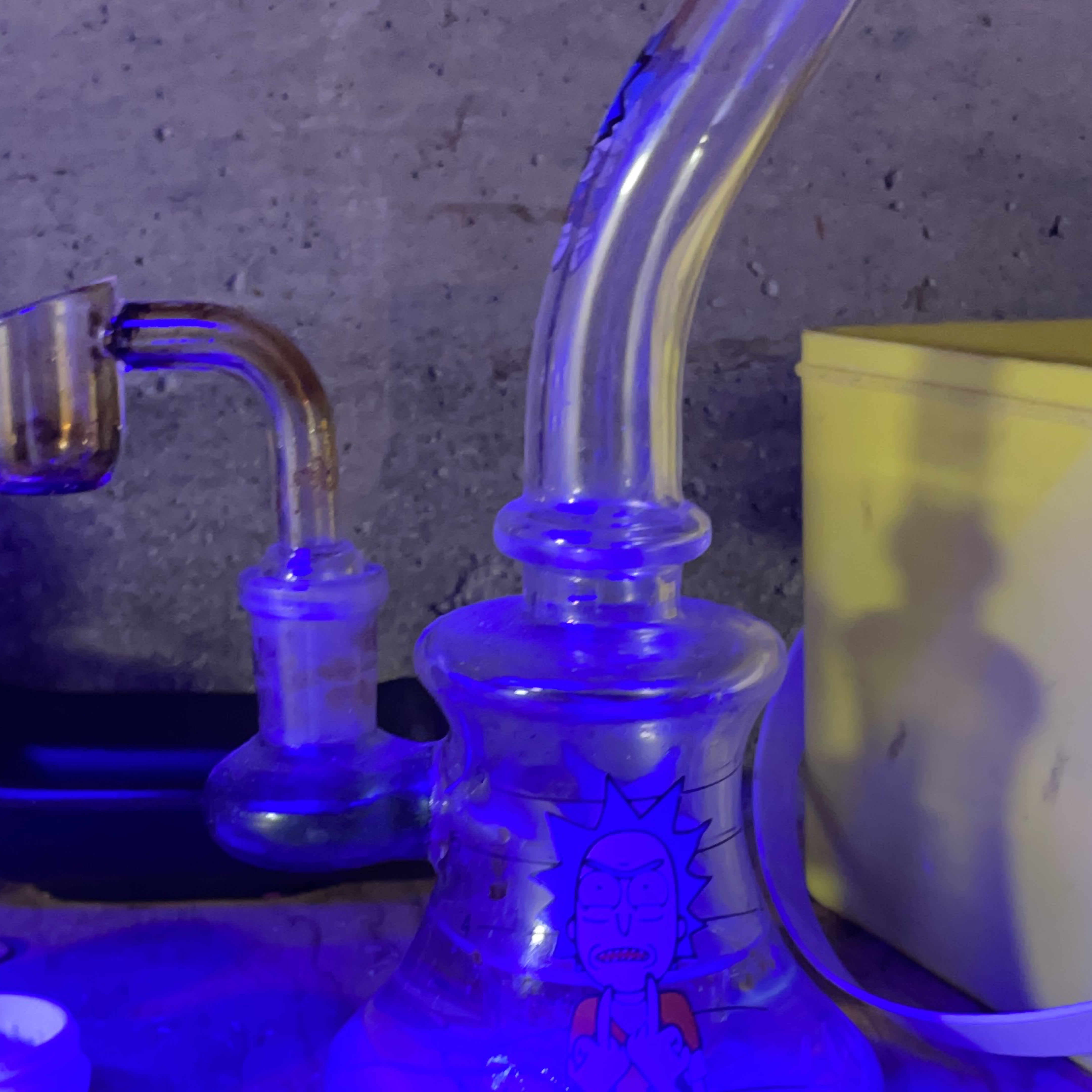 Rick and Morty Glass Rig 🧡 thumbnail
