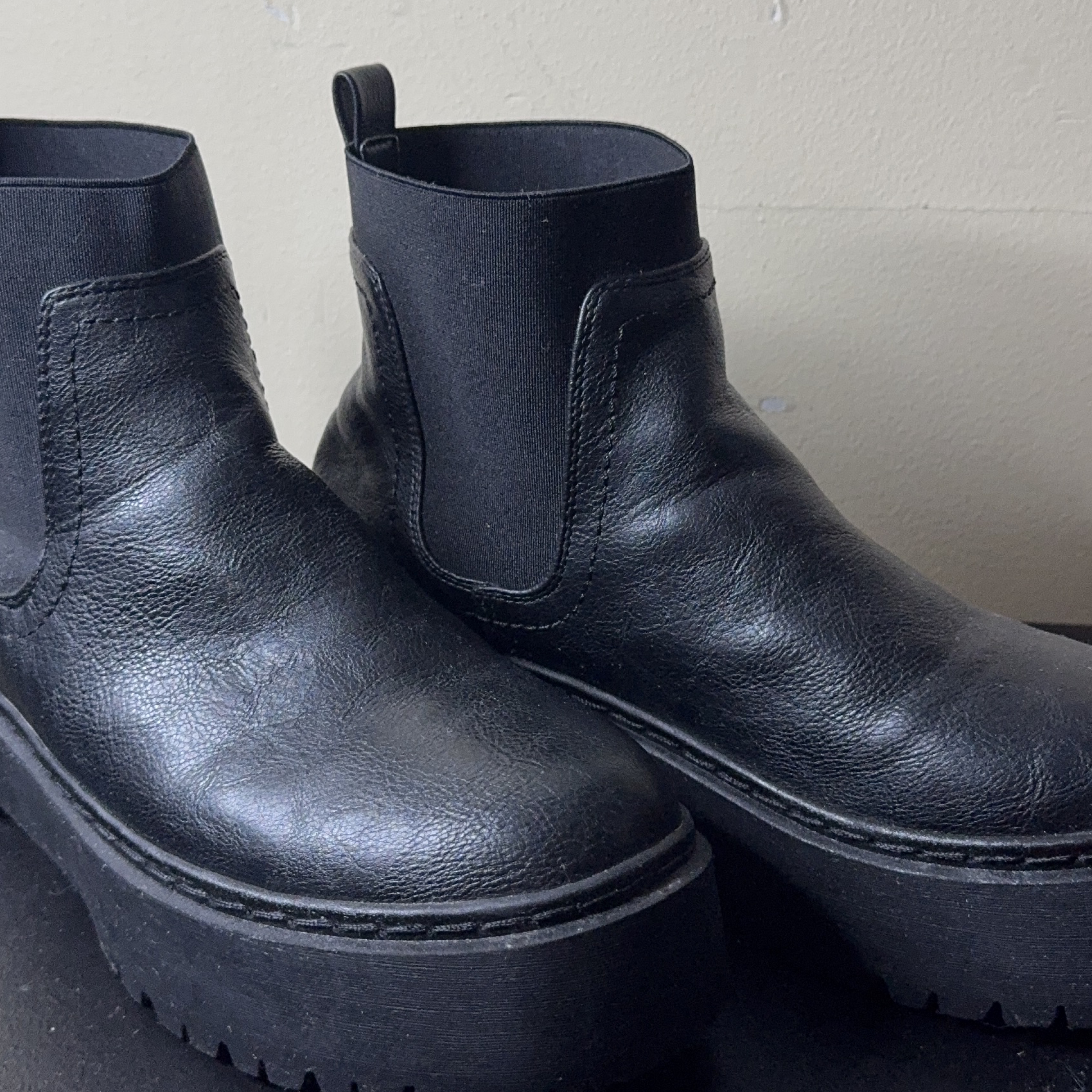 Black Chelsea Platform Boots