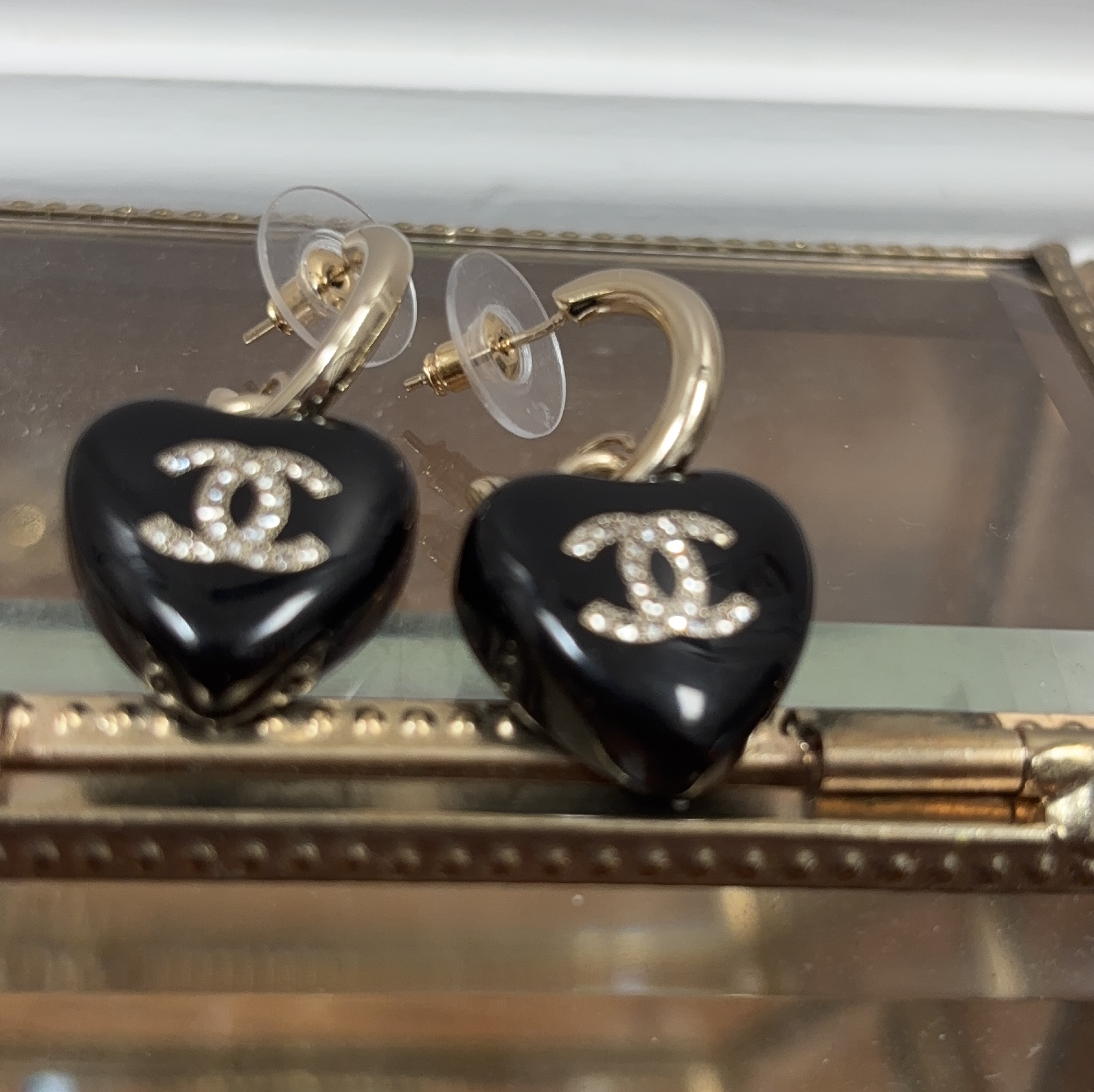 Chanel-inspired Black Heart Dangle Earrings thumbnail