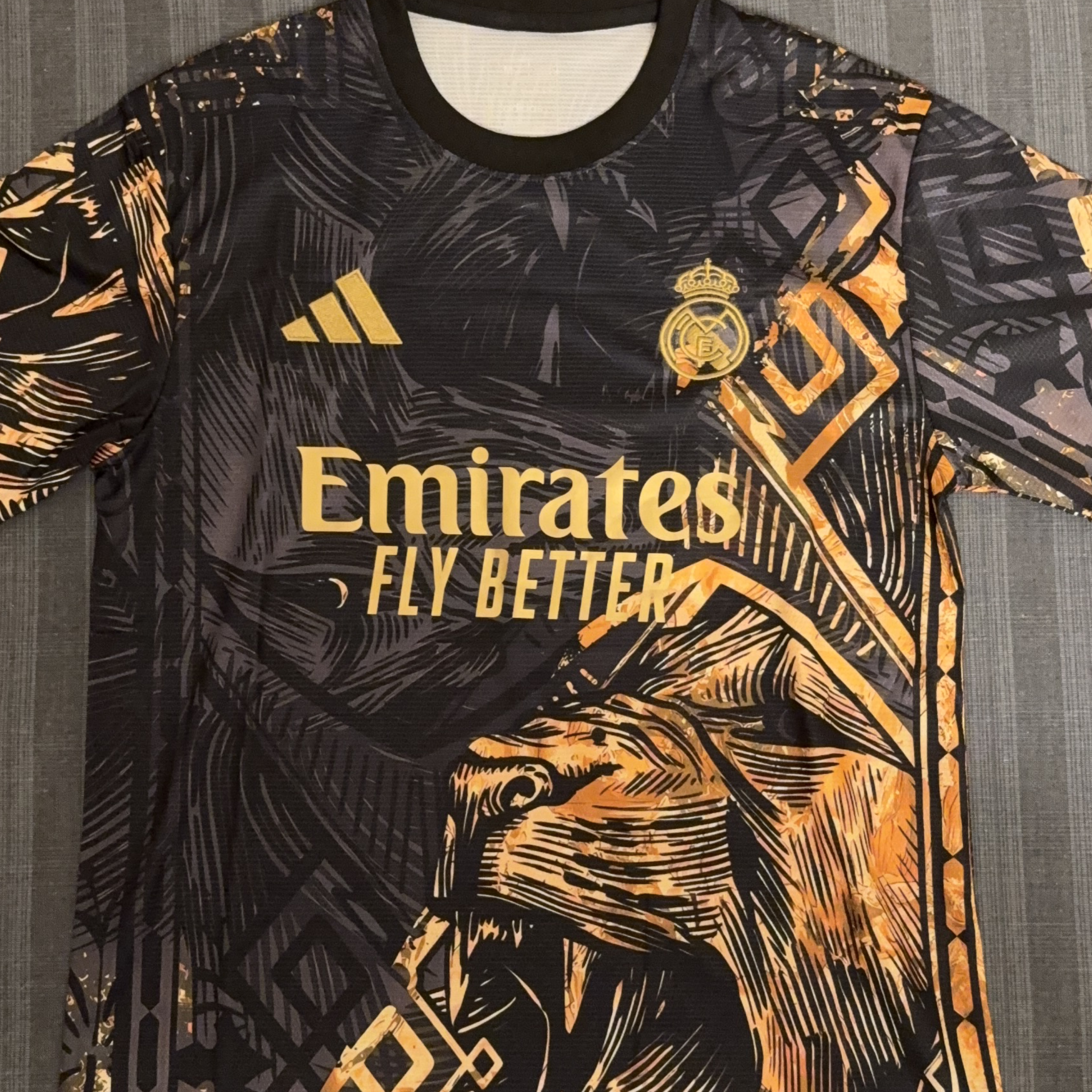 Adidas Real Madrid 2023-24 Third Jersey - Men's Medium thumbnail