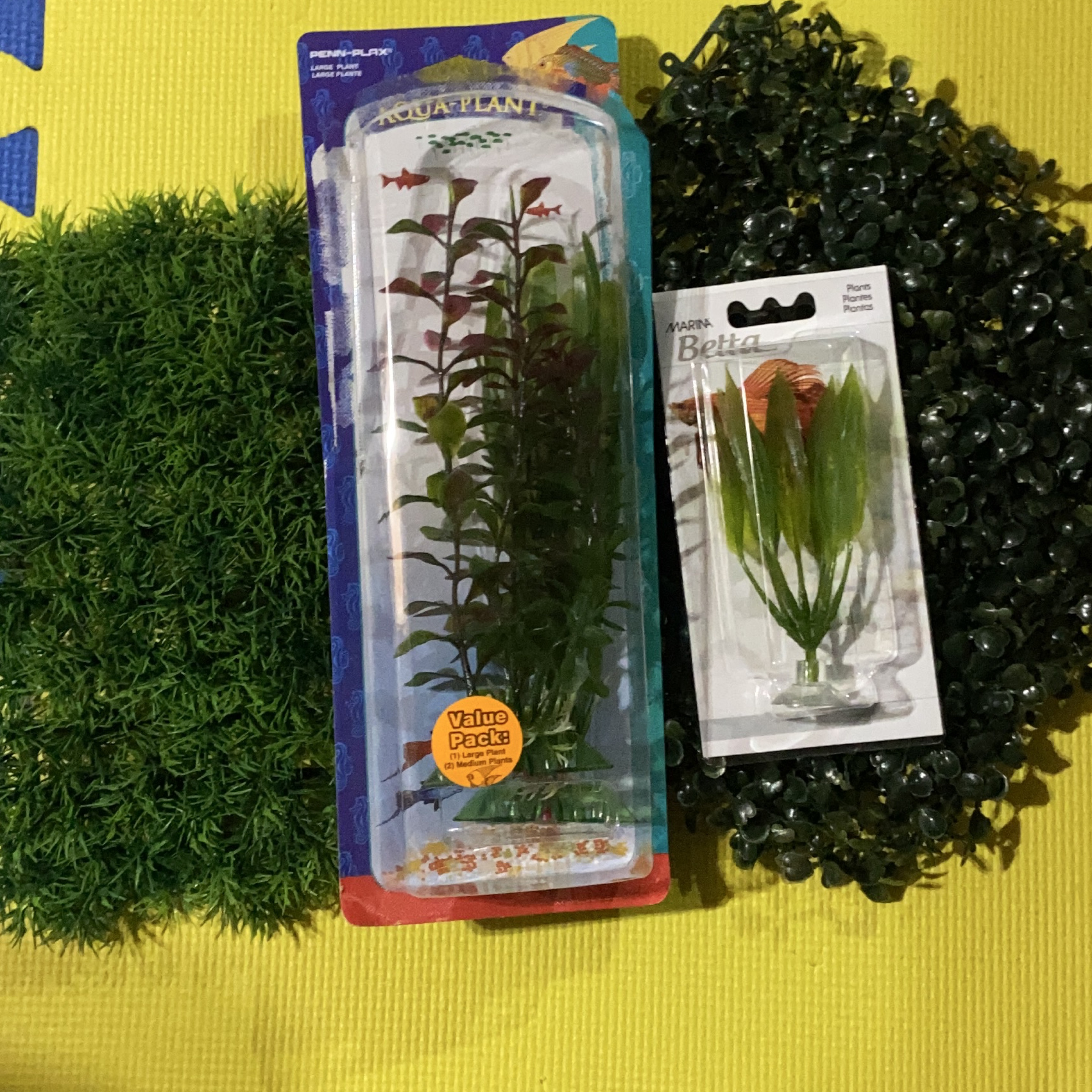 Aquarium Plant Bundle - Penn-Plax & Marina Betta thumbnail
