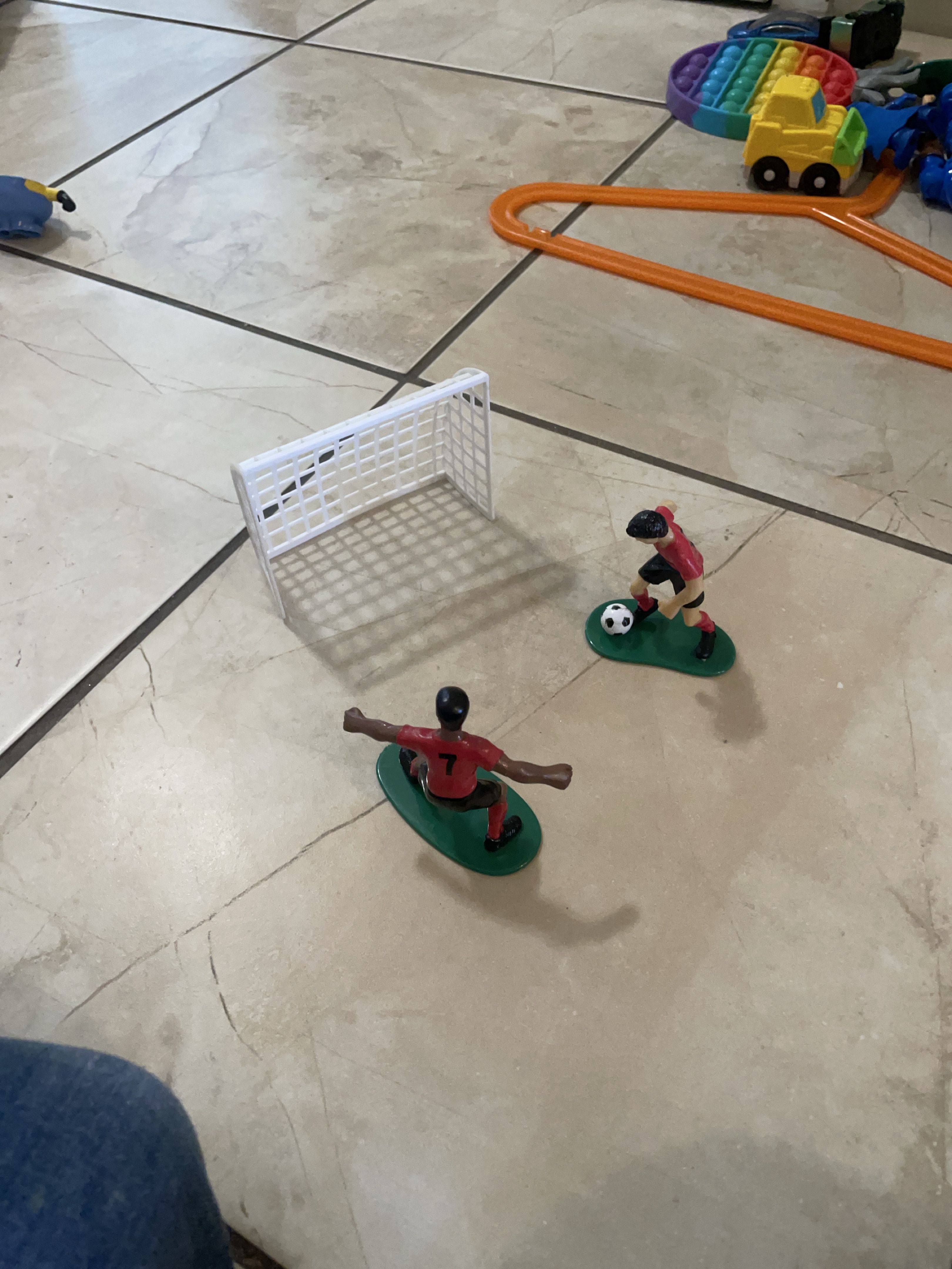 Soccer figurines with goal thumbnail
