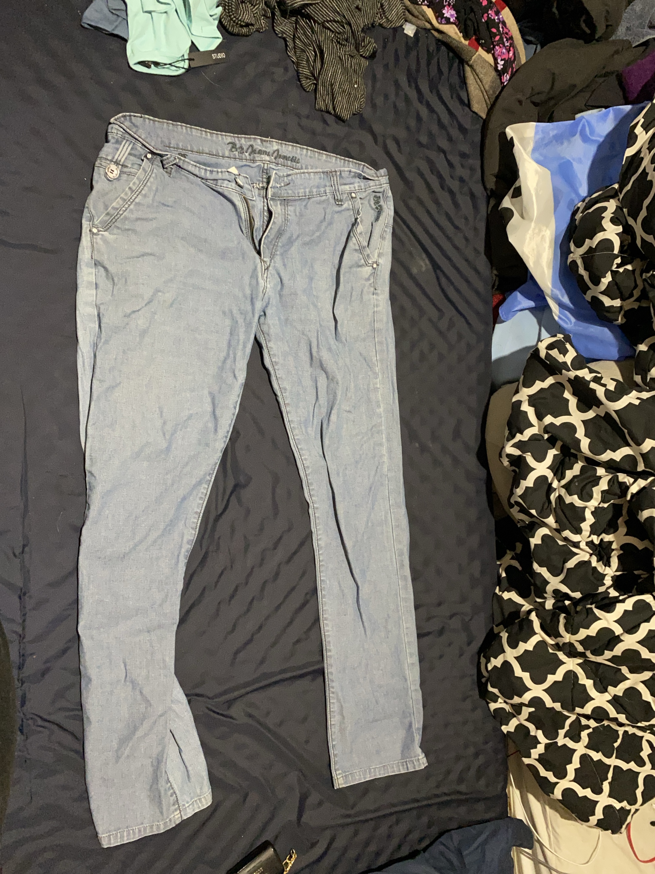 Women's Light Wash Jeans - Size 36 thumbnail