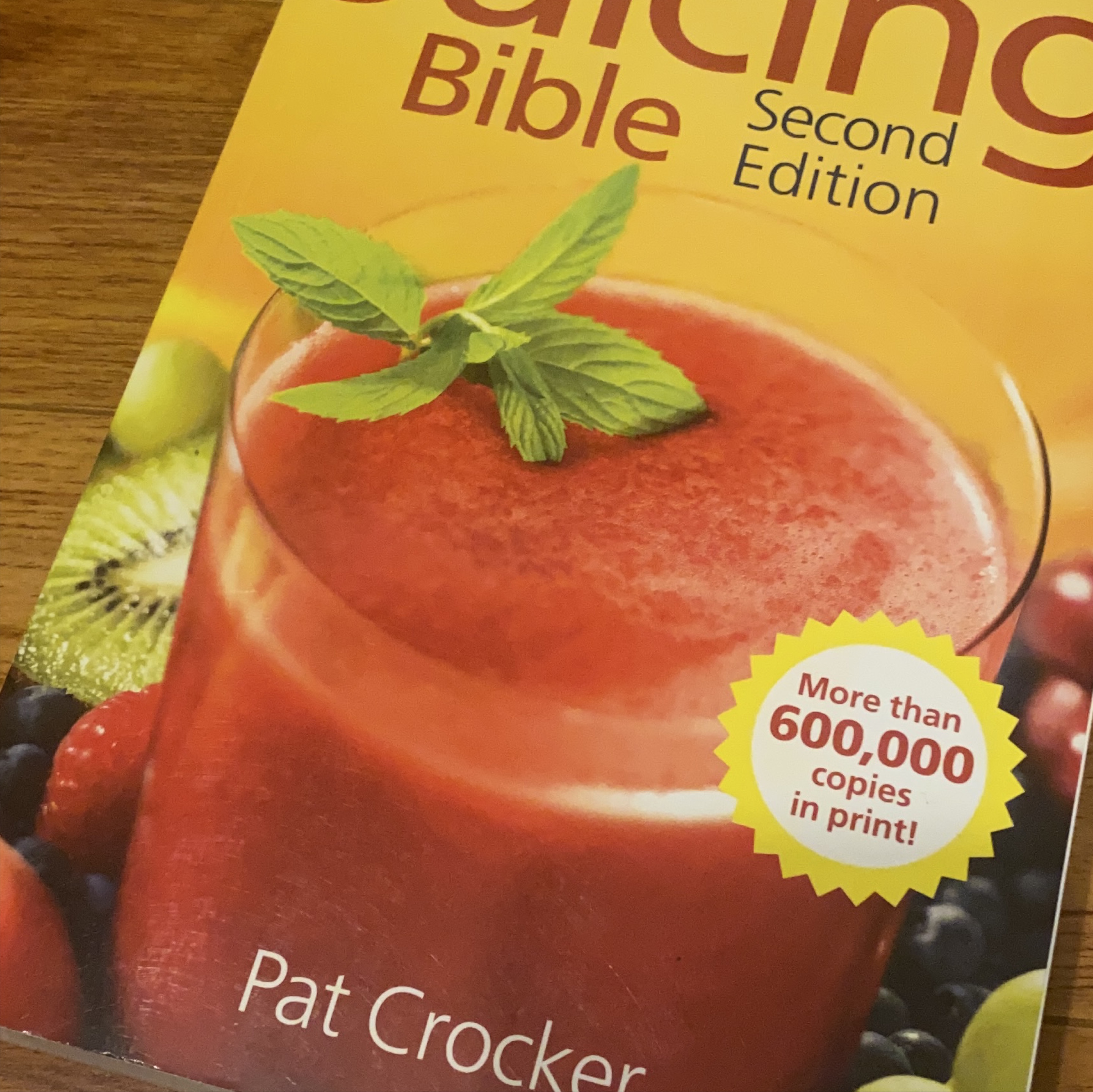 The Juicing Bible cookbook thumbnail