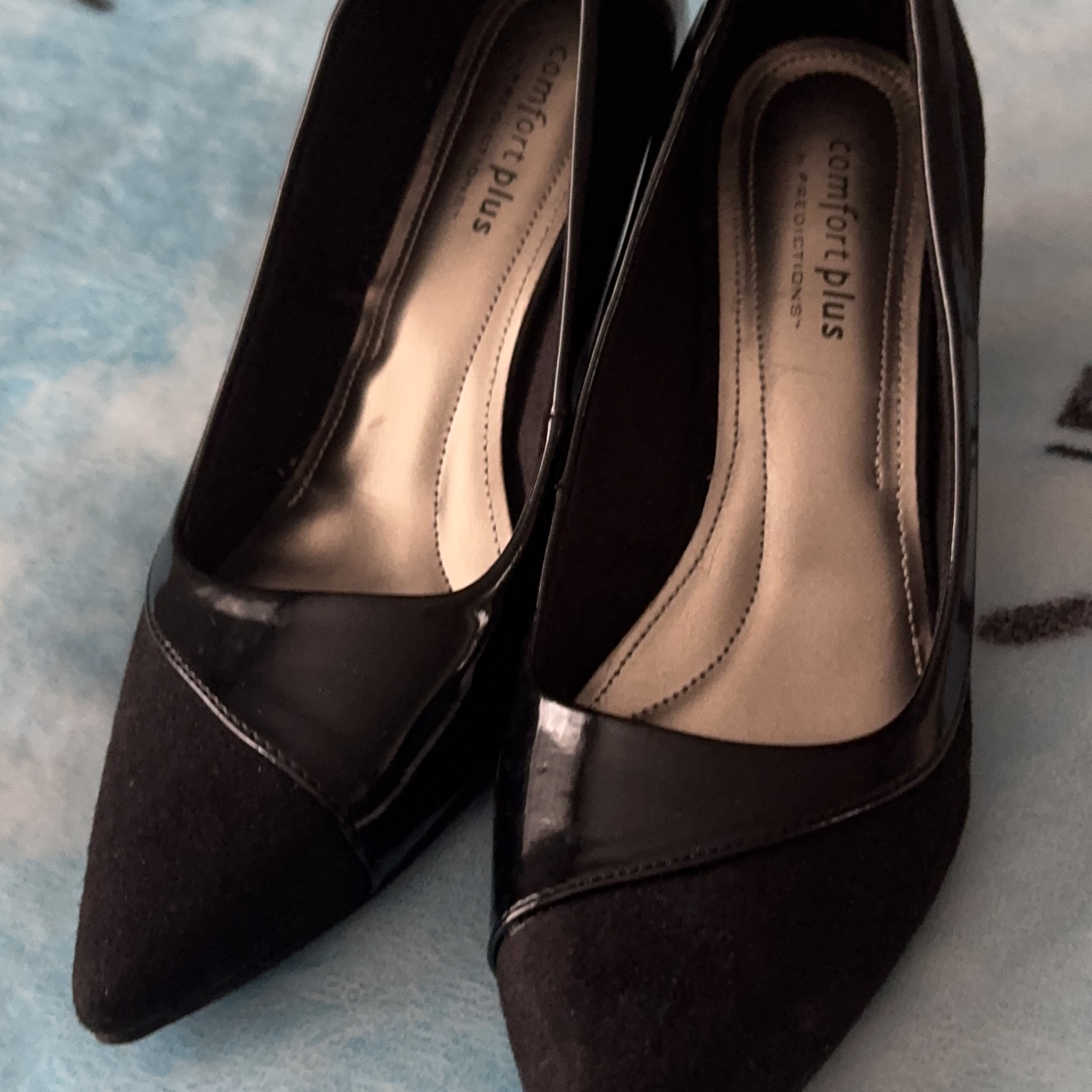 Women's Comfort Plus Black Pointed-Toe Heels thumbnail